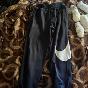 Nike basketball sweatpants
